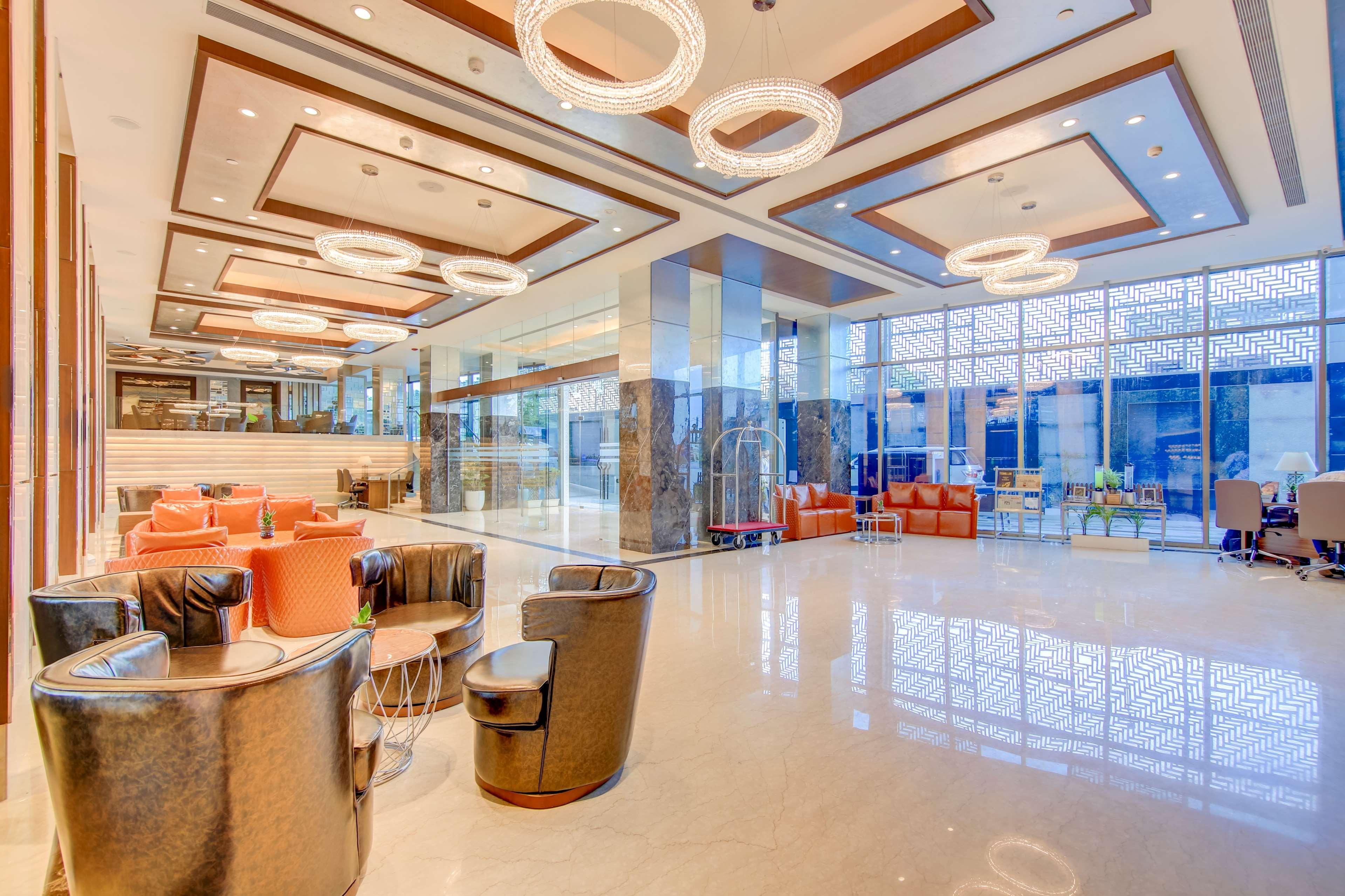 Radisson Blu Gorakhpur Otel Dış mekan fotoğraf